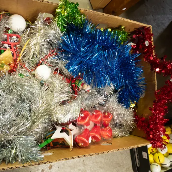 box; Xmas decorations
