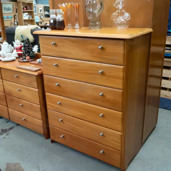 modern rimu 6 drawer tallboy H-1200 W-890 D-470