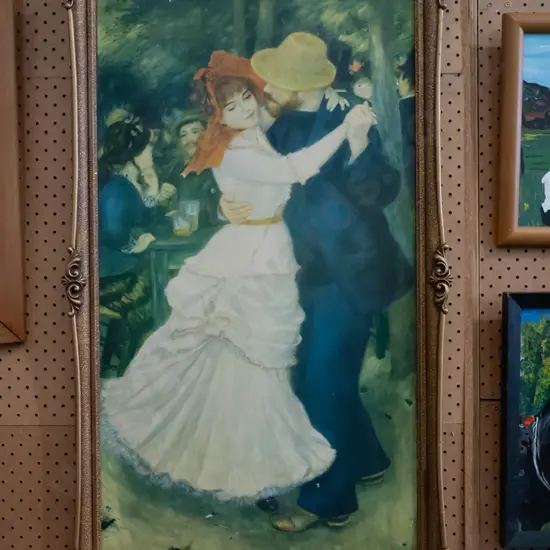 gilt framed Renoir print - damage to frame