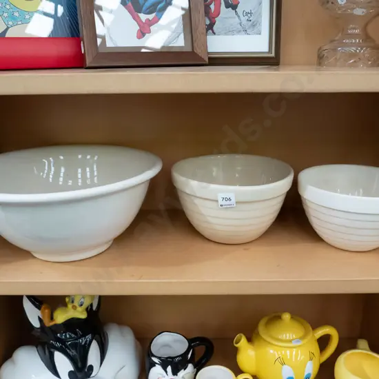 3x graduated vintage mixing bowls - cracks and crazing