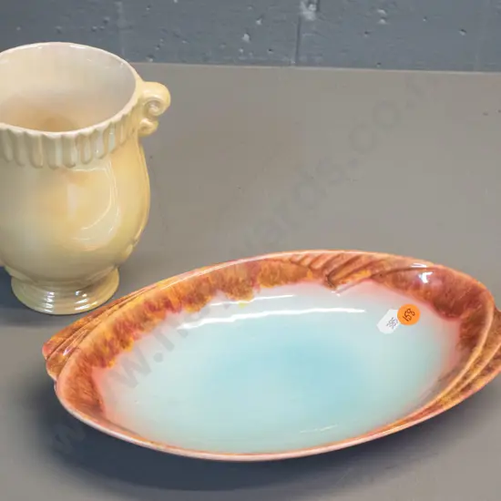 2 pieces English lustre china - Crown Ducal biscuit plate L-270 and Crown Devon vase H-150