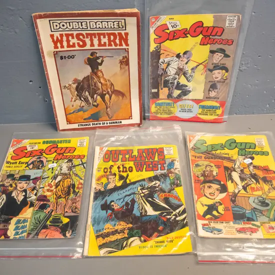 5 vintage western/cowboy comics - 1960s SixGun Heroes and Outlaws of the West - and (1970s?) Double Barrel Western