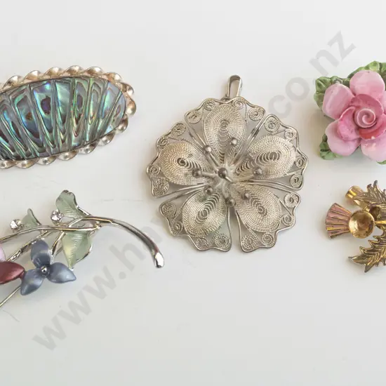 silver paua shell brooch stamped stg & 4 asstd costume brooches