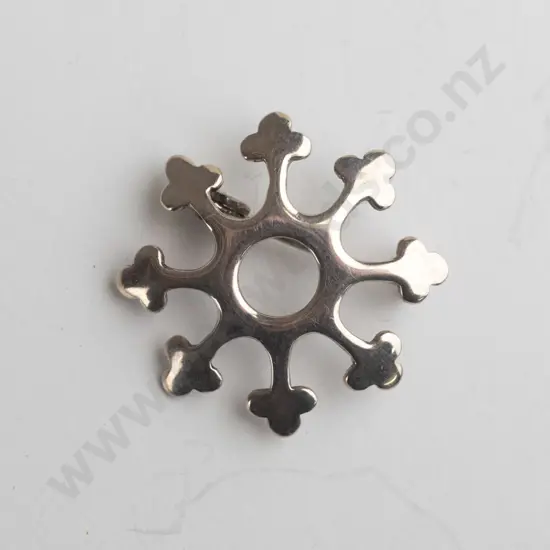 silver brooch stamped S925