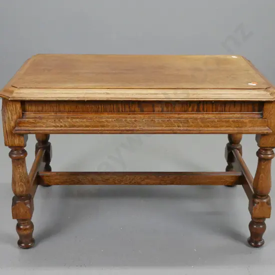 vintage oak coffee table with moulded shaped edge, turned leg stretcher base - some fading to polish on top H-410 L-650
