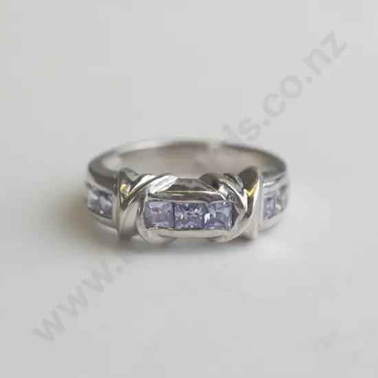 silver cz ring stamped 925