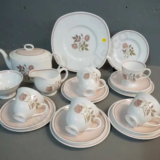 Susie Cooper 'Talisman' pattern tea set with teapot & cake plate - only 5 trios, with spare saucer and plate