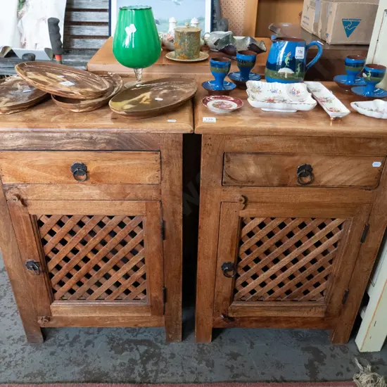 pair of hardwood 1 door, 1 drawer bedside cabinets