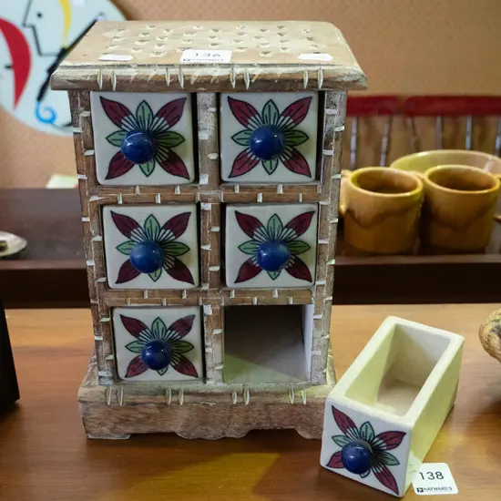 small wood and ceramic 6-drawer chest H-230