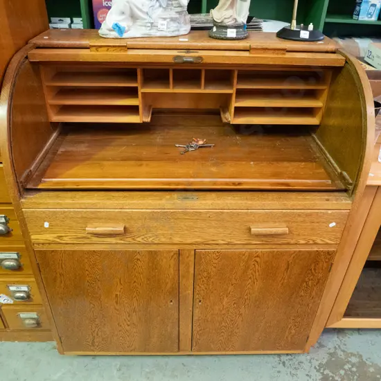 oak roll-top desk - key and lock in office