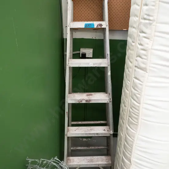 aluminium step ladder