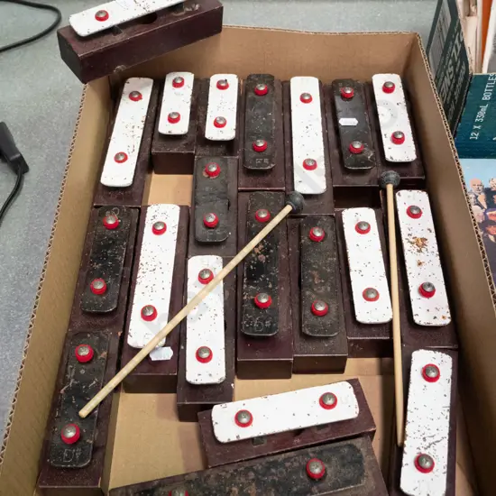 educational glockenspiel set - corrosion & wear