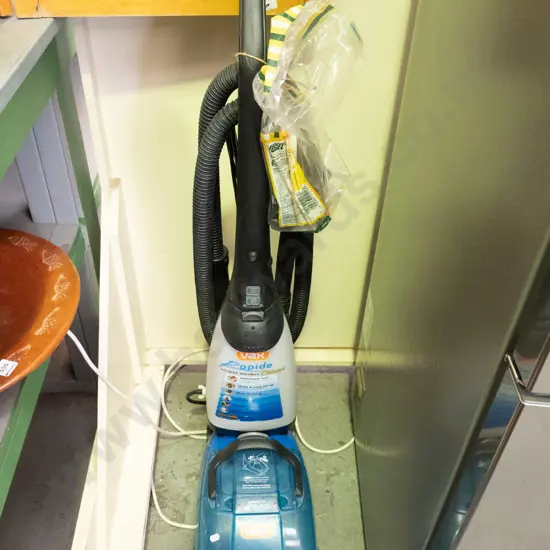 Vax carpet washer