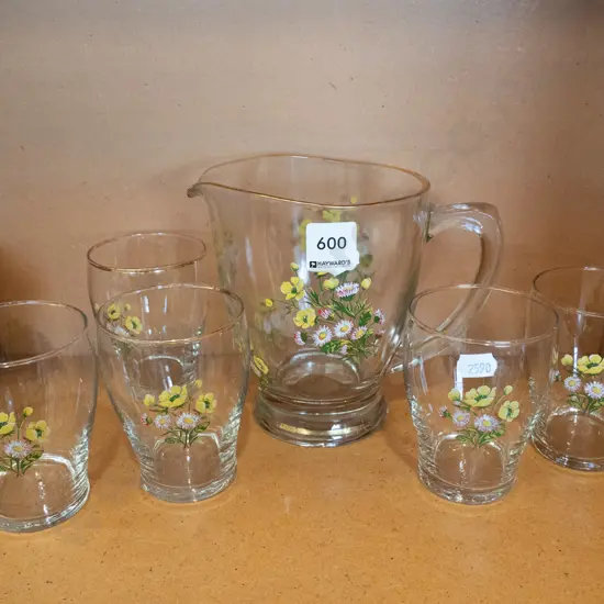 water jug and 5 glasses