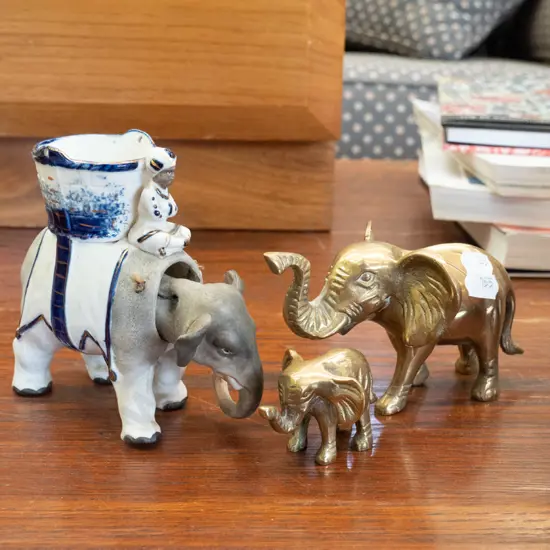 nodding head elephant, 2 x brass elephants