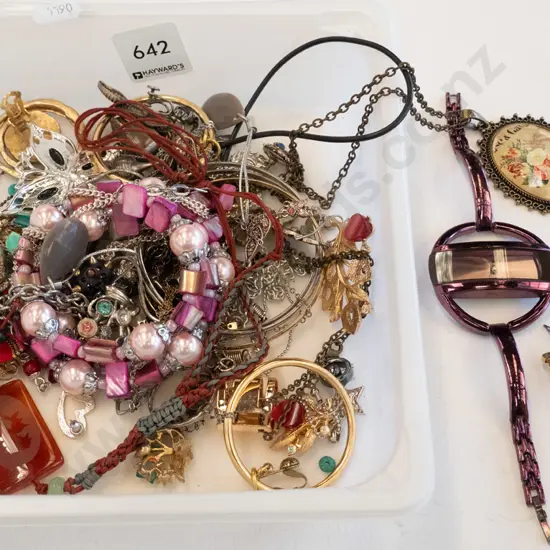plastic tray of costume jewellery