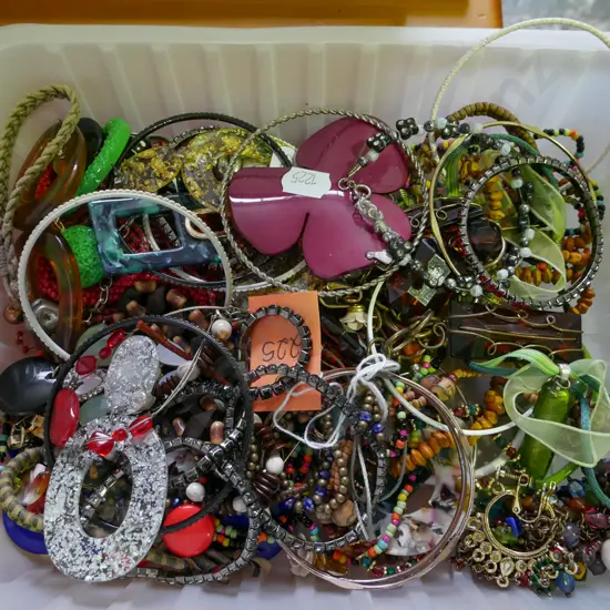 plastic tray of costume jewellery