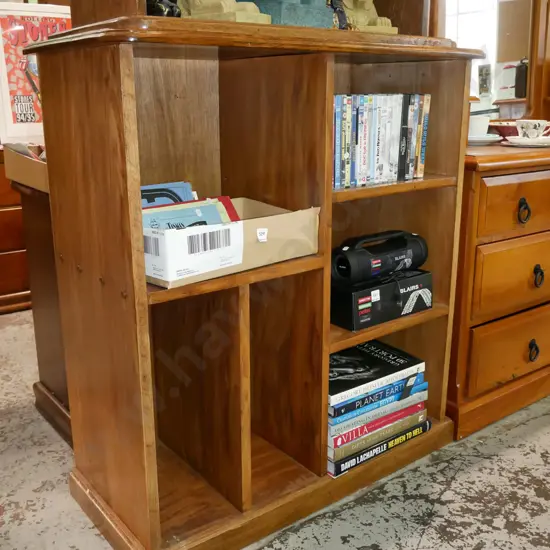 oak bookcase - exposed screws in top H-1000 W-920 D-430