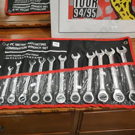 12 piece metric ratcheting combination wrench set