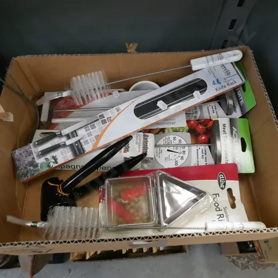 box of as-new kitchen; bottle brushes, knife rackers etc