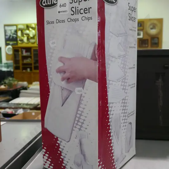 boxed as-new Super Slicer