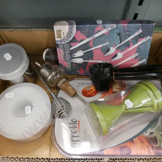 box; vege slicer, cookie cutter, nip pourer etc