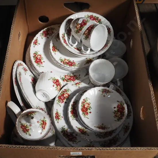 box; Chinese floral plates, bowls, tea cups etc