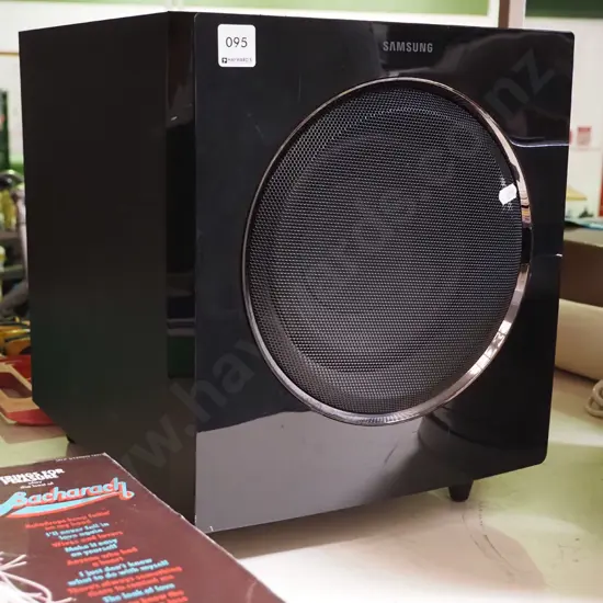 Samsung bass speaker