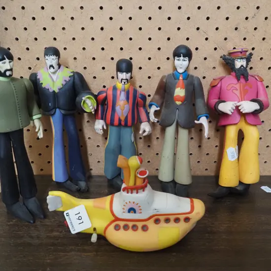 Beatles figurines, yellow submarine