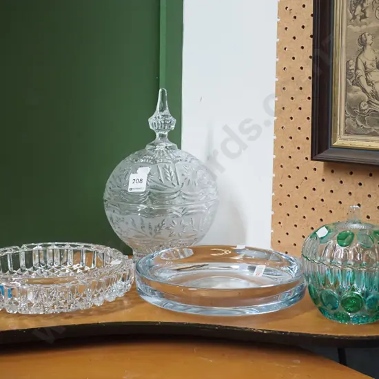 glassware, ash tray, bowl, 2 cover pots