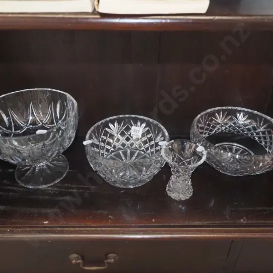 2x cut crystal bowls, large comport, small vase