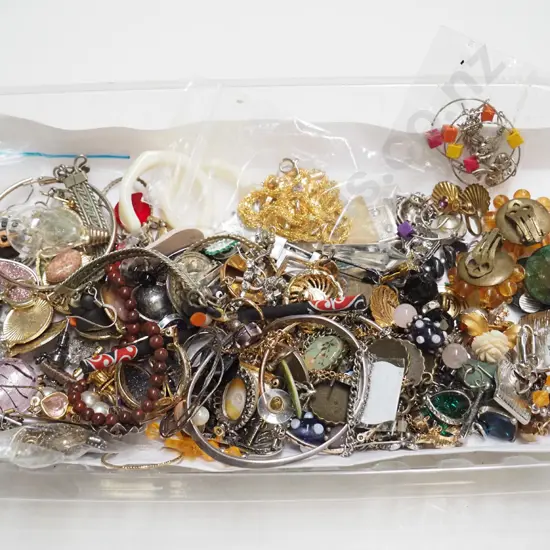 tray of costume jewellery
