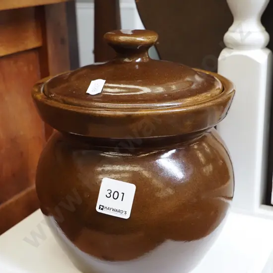 ceramic dripping pot with lid