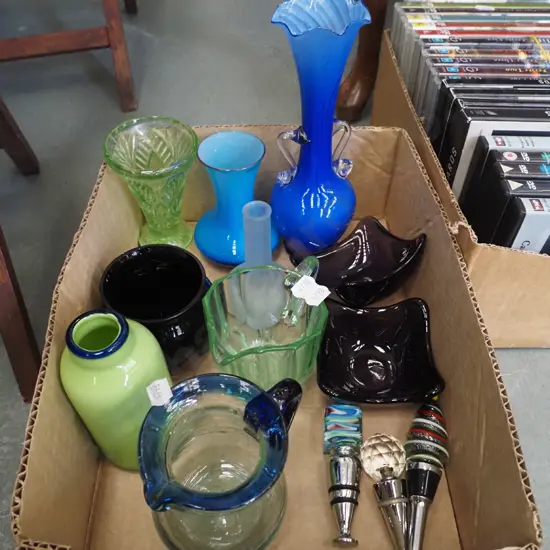 box; glass ware, vases, jugs etc
