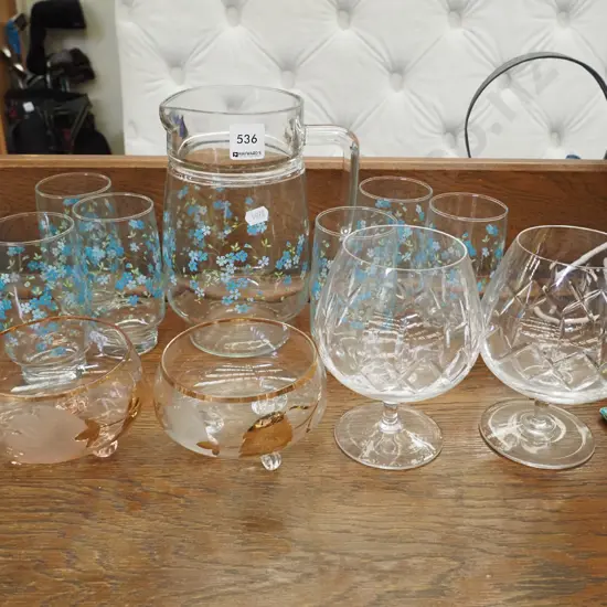 blue floral glass water set, 2x brandy balloons etc