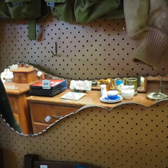 wall mounted 21st mirror key