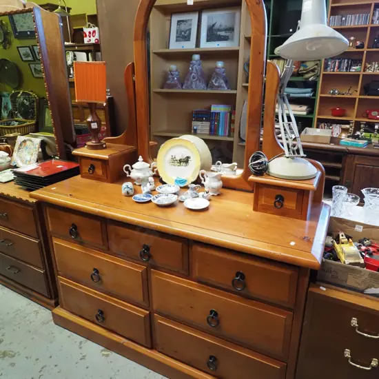 solid rimu 9 drawer mirror back dresser H-1700 W-1260 D-450