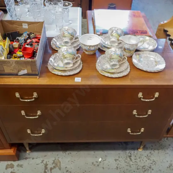 Nees mahogany 3 drawer lowboy H-620 W-910 D-390