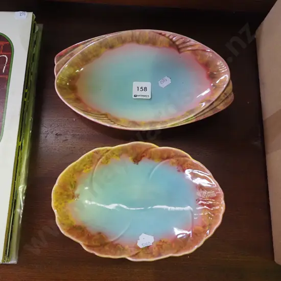 2x Crown Ducal oval dishes