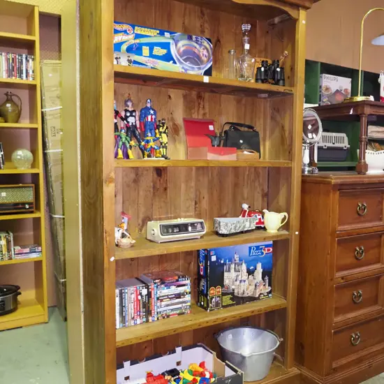 solid wood bookcase H-2140 W-1220 D-380