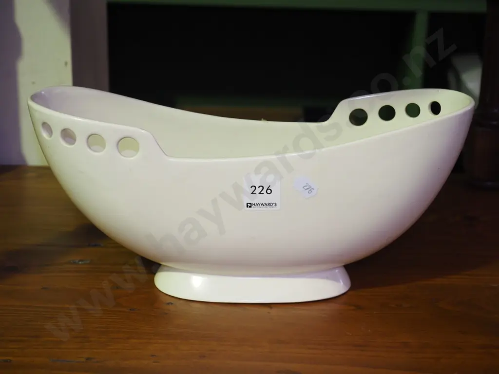 mid-century English vase Image 1++