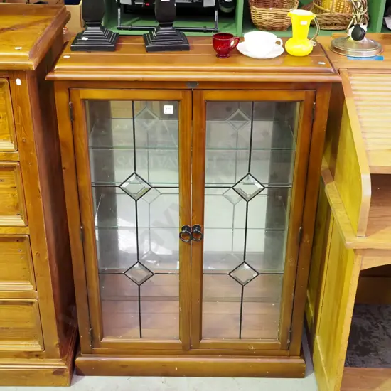 solid pine 2 door display cabinet H-1150 W-800 D-290