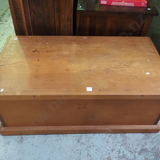 solid rimu blanket box - crack to top 