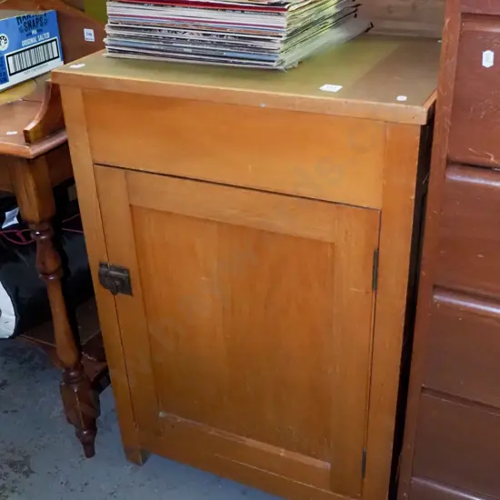 single door cupboard with internal shelving H-860 W-590 D-390