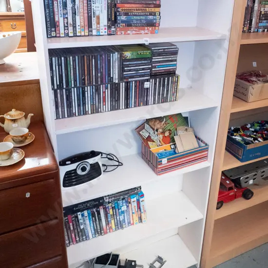 white painted bookcase H-1640 W-760 D-240