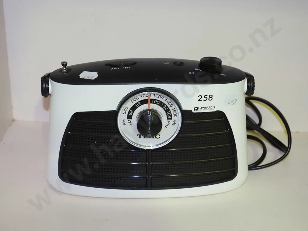 Teac radio Image 1++