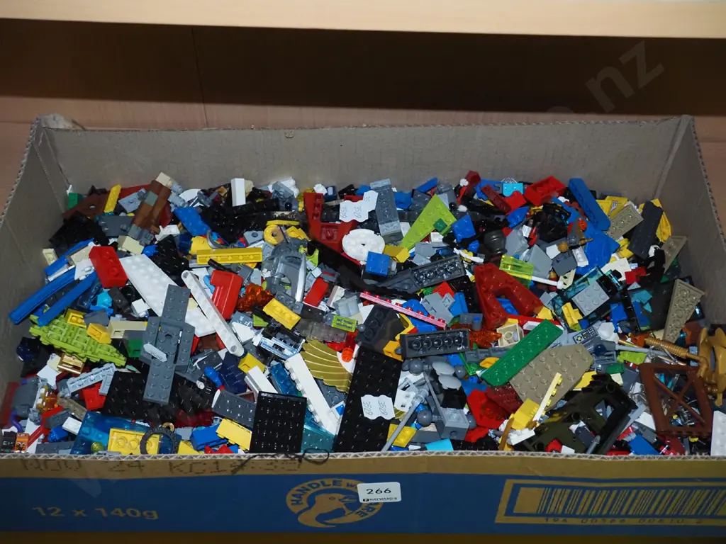 box of Lego Image 1++