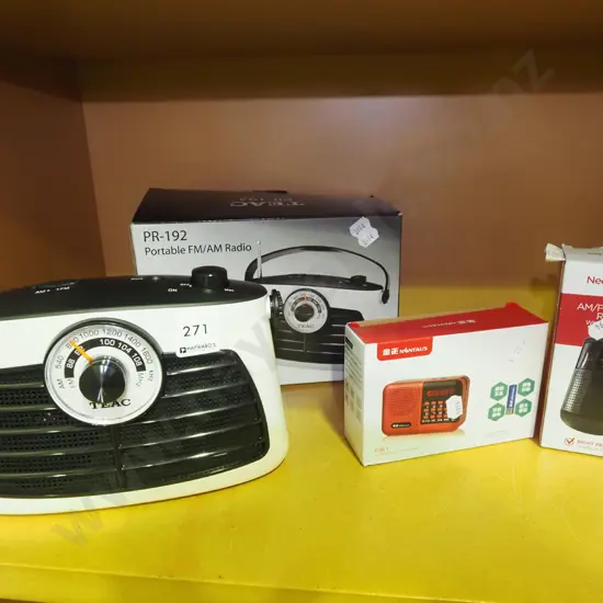 Teac radio, 2x small portable radio