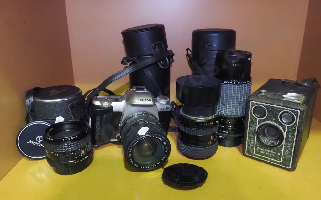 Pentax mz/50 35mm camera with 3 additional lenses, vintage boxed Brownie Image 1++