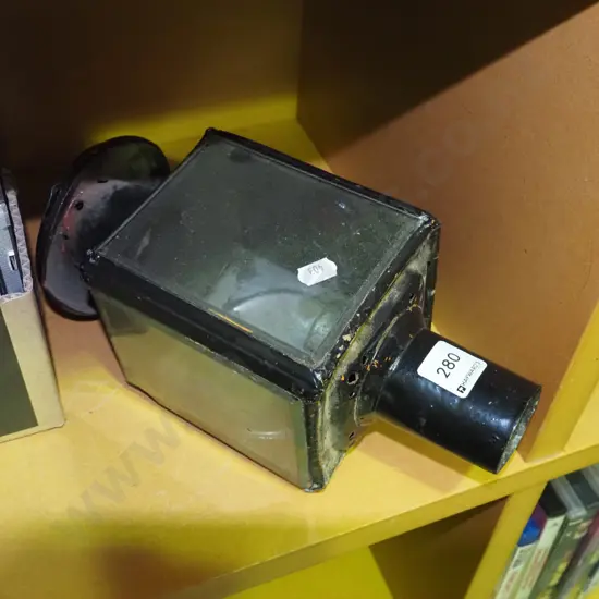 part carriage lantern